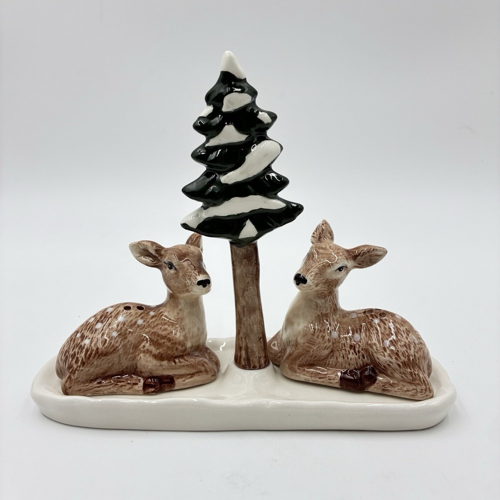 Robert Stanley Christmas Salt & Pepper Shaker Set Stand Deer And Snowy Tree